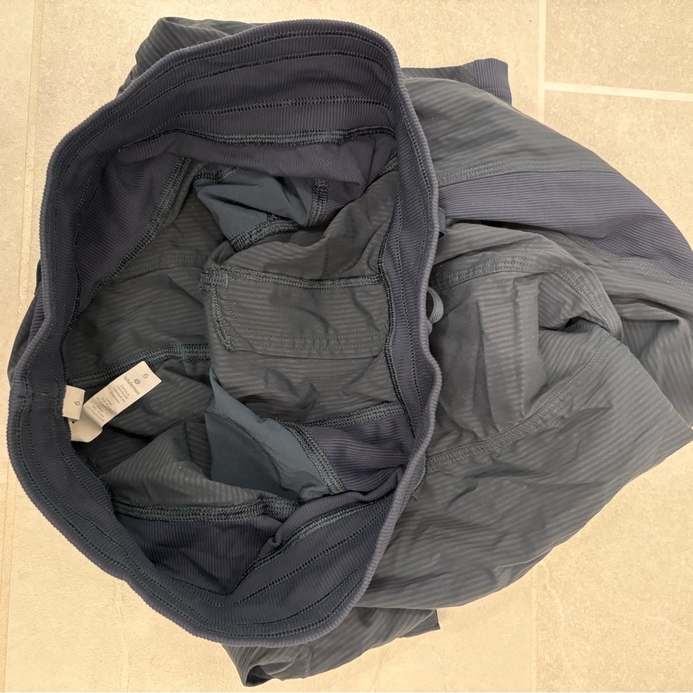 Lululemon Dance Studio Pant III Size 6 - Picture 13 of 14